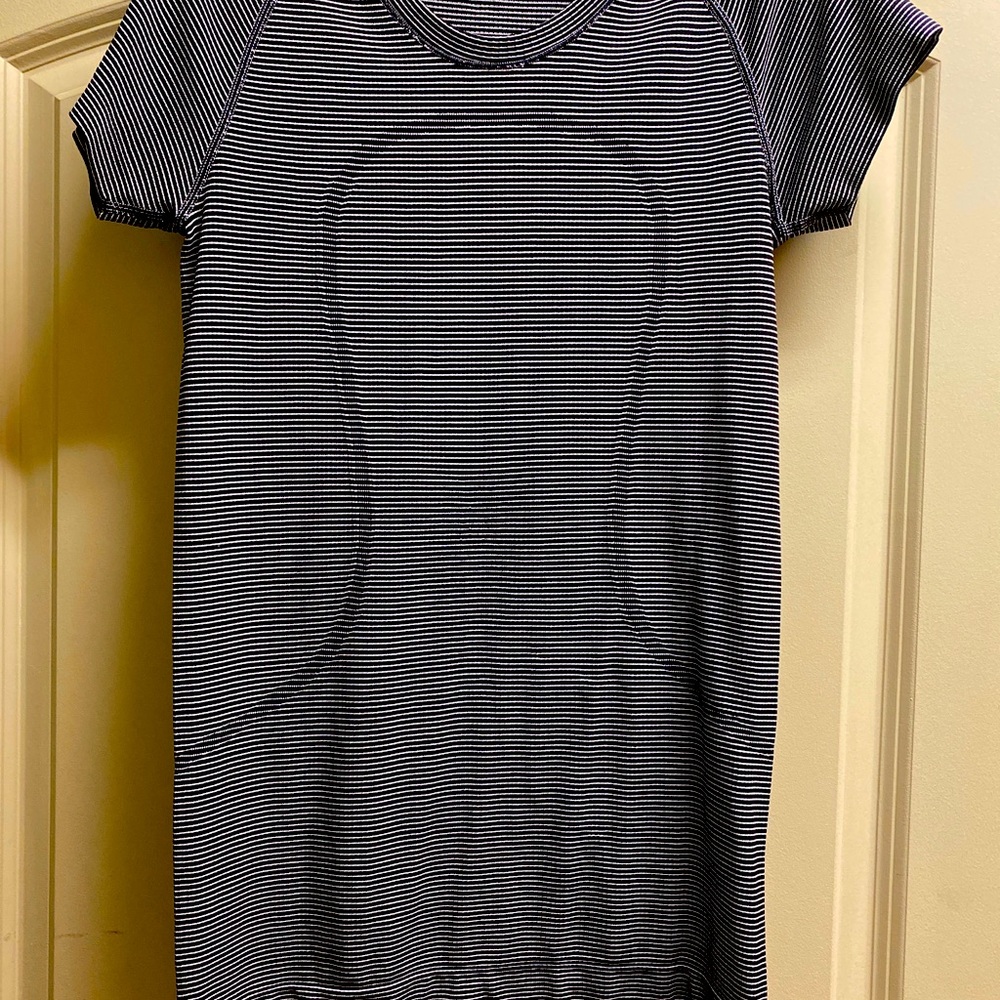 LULULEMON Swiftly Tech